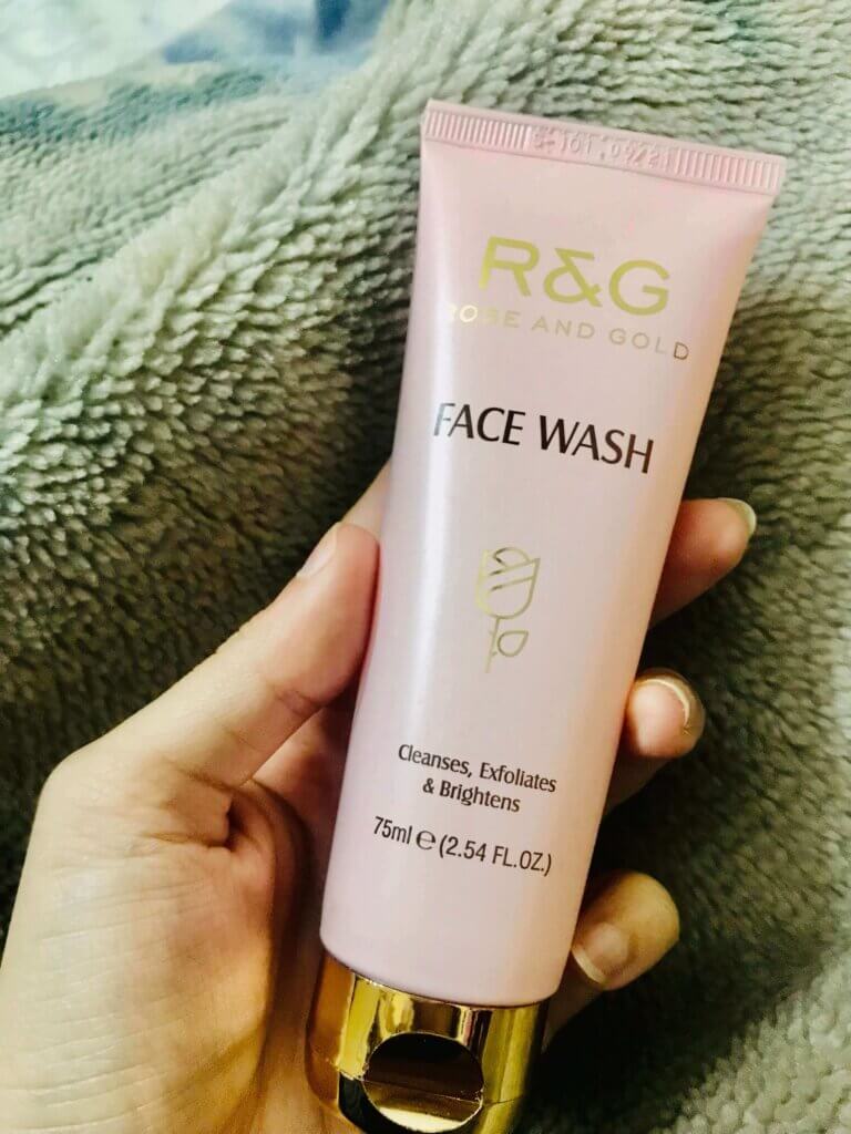 R&G Facewash
Skincare routine
natural beauty
facecream